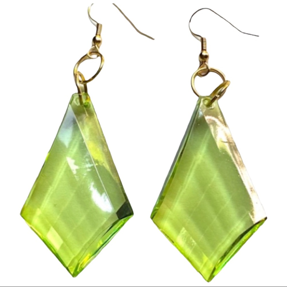 Hand Crafted Earrings Green Peridot Dangle Diamond-Shaped Acrylic Long